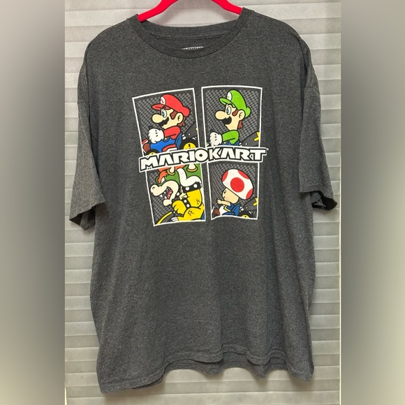 Mens Mario Cart Tshirt size XL charcoal grey color - Picture 1 of 4